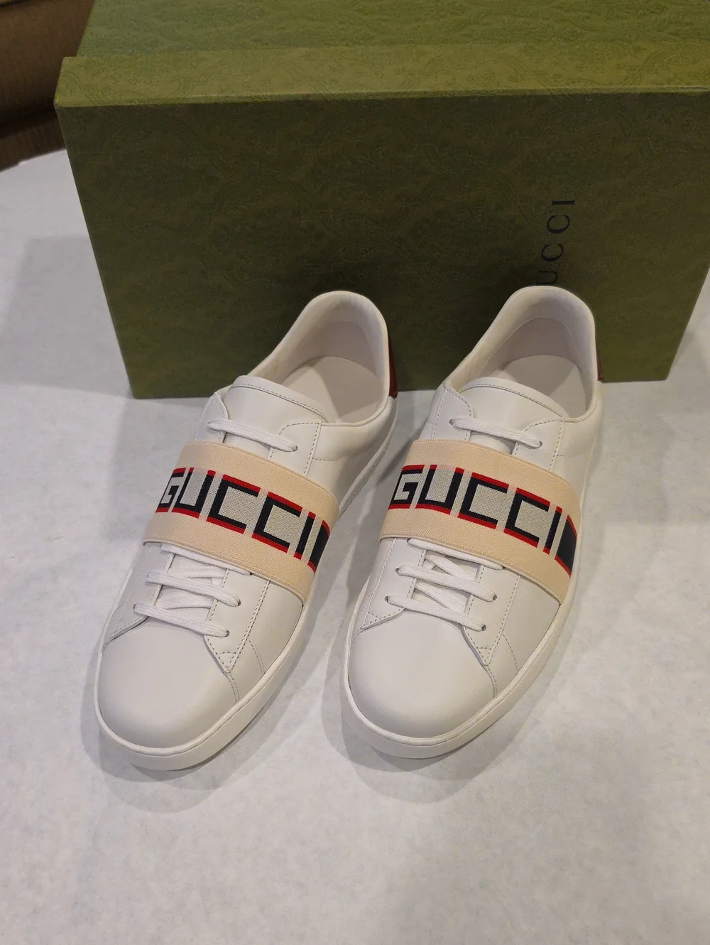 Gucci White Leather Sneakers with Beige Logo Band and Red-Black Accents